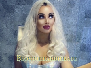 Blondiebarbiebabe