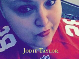 Jodie_Taylor