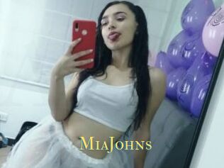 MiaJohns