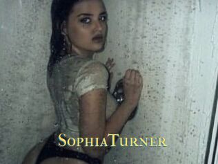 Sophia_Turner