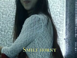 Smile_horny